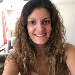 Meet your Posher, Deej